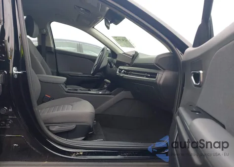 2025 Kia K4 Ex из США, поврежденный, VIN 3KPFU4DE6SE122402